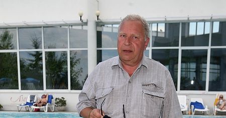 Stuhr ma NOWOTWÓR?!