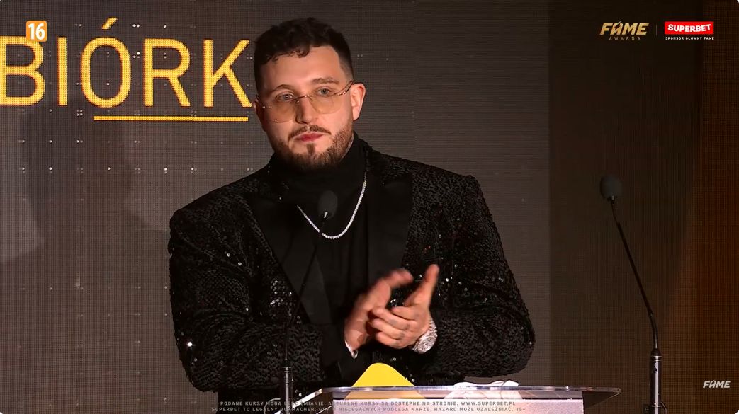 Boxdel skompromitował się na gali FAME Awards