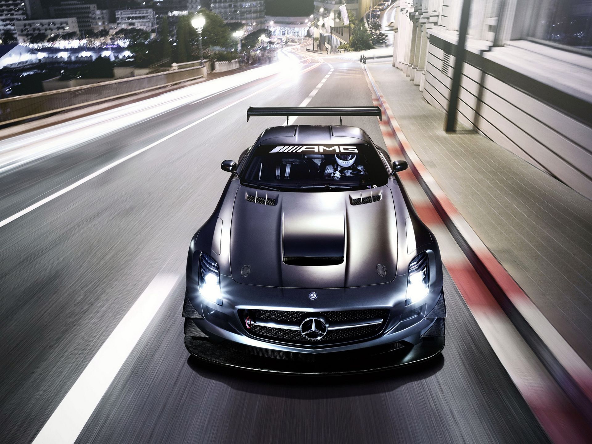 Żegnamy króla: odchodzi Mercedes-Benz SLS AMG 92