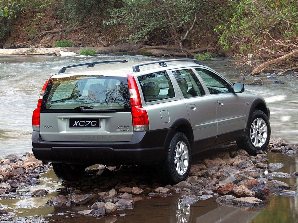 Volvo XC70 II