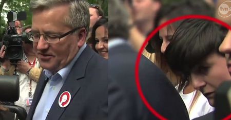 Hit sieci: Suflerka PODPOWIADA Komorowskiemu, co ma mówić!