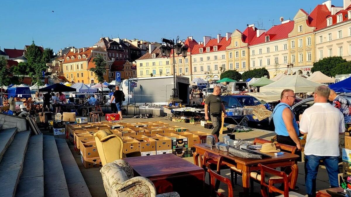 Lubelska Giełda Staroci na Placu Zamkowym