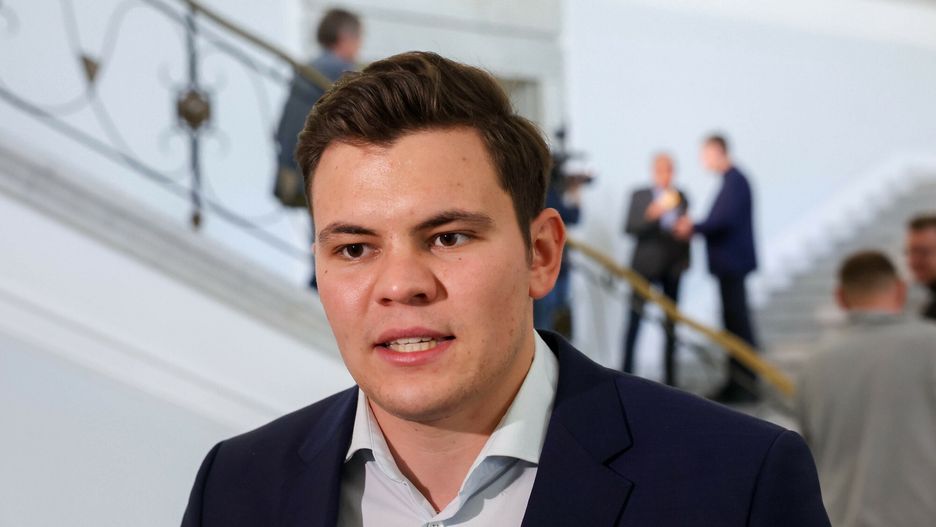 Parlamentarzy?ci Polski 2050 - konferencja prasowa
18.10.2023 Warszawa Spotkanie Szymona Holowni z nowo wybranymi parlamentarzystami ugrupowania Polska 2050 Szymona Holowni
fot Jacek Dominski/REPORTER
n/z: Adam Gomola
Jacek Dominski/REPORTER