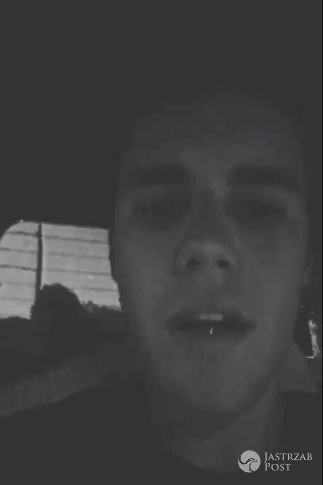 Justin Bieber ma kolczyk w języku