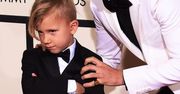 Grammy 2016: Oto najmłodszy gość czerwonego dywanu. Która gwiazda zabrała go ze sobą?