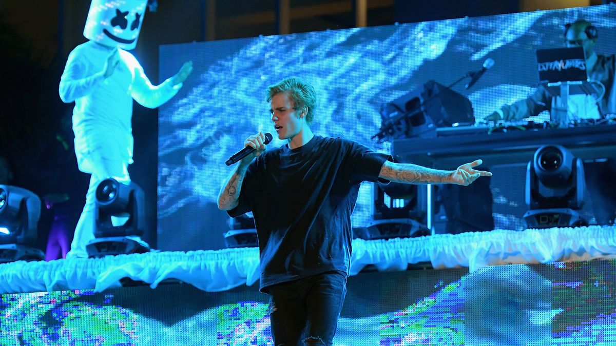 <<enter caption here>> at Fontainebleau Miami Beach on January 1, 2017 in Miami Beach, Florida.