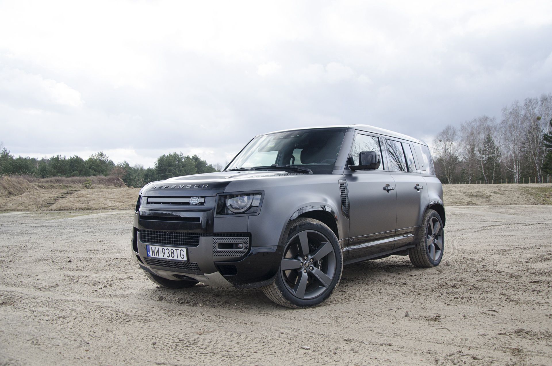 Land Rover Defender V8