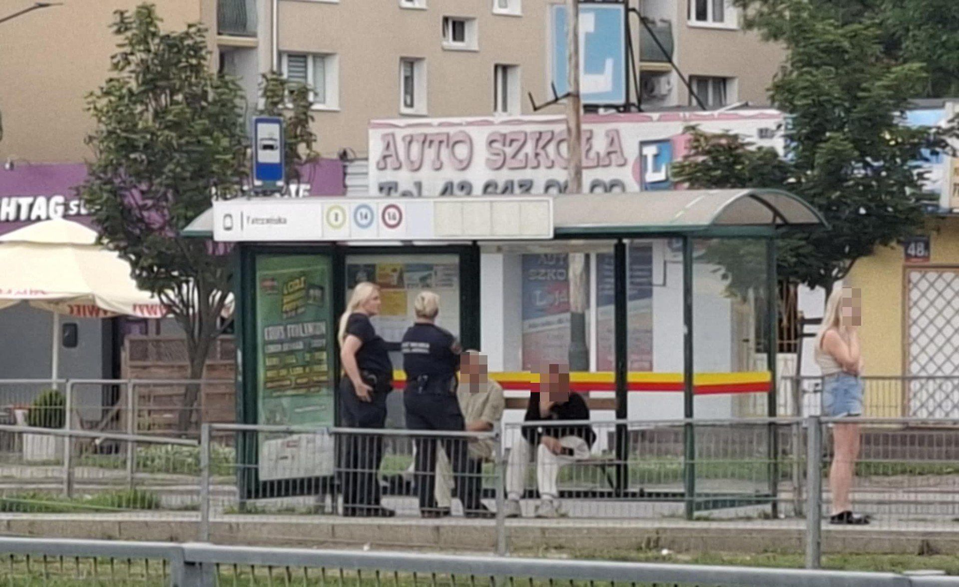 Złodziej na przystanku