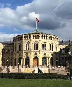 Alarm w Oslo. Policja otoczyła parlament