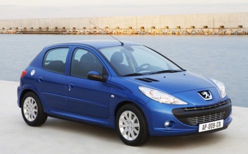 Peugeot 206 Plus ze świeżym noskiem