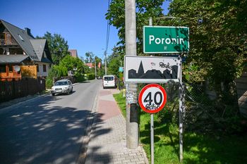 Poronin: Nocna akcja. Progu zwalniającego już nie ma. Zdemontowali go niezadowoleni mieszkańcy