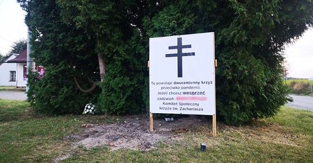Parafianie chcą postawić krzyż karawaka. Ma ich uchronić przed koronawirusem