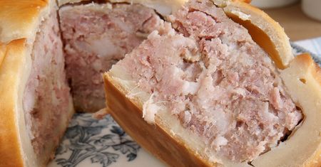 Wielkanocny kulebiak krok po kroku. Smak tradycji