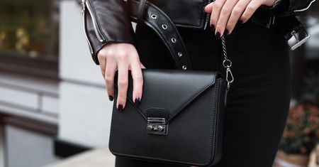 Eleganckie torebki ze skóry naturalnej. Najładniejsze modele z jesiennych wyprzedaży