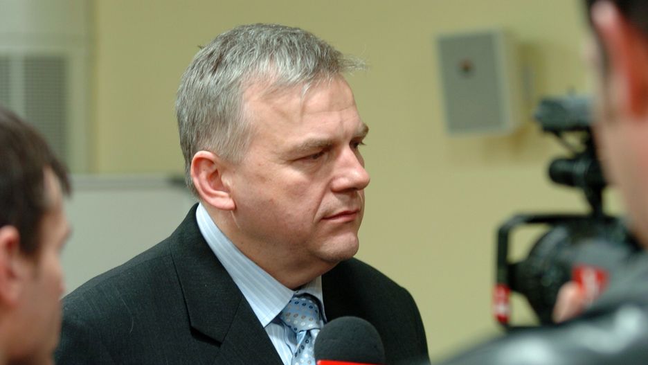 Bogusław Dębski poinformował o decyzji w krótkim oświadczeniu.