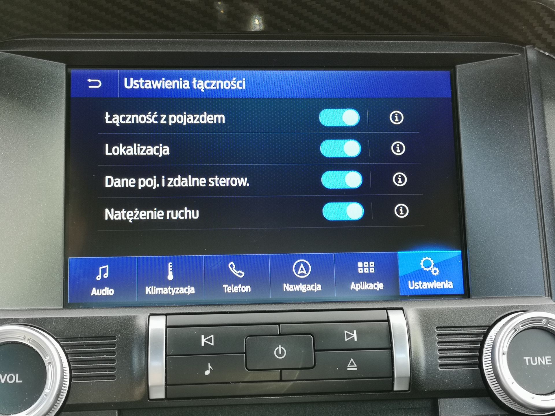 Ford Mustang GT: Działanie systemu SYNC 3, aplikacji FordPass oraz audio B&O 28