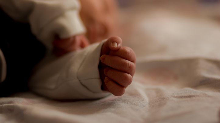 Spali z niemowlęciem. 5-miesięczna dziewczynka się nie obudziła