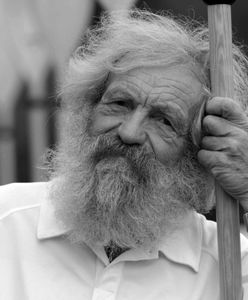 Aleksander Doba nie żyje. Podróżnika żegnają politycy i samorządowcy