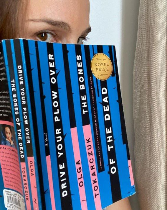 Natalie Portman zachwycona książką Olgi Tokarskiej.