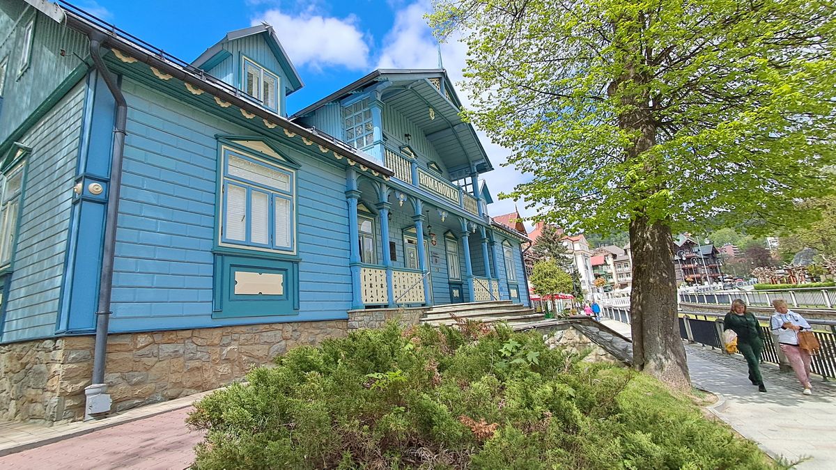 Muzeum Nikifora mieści się w pięknej willi Romanówka