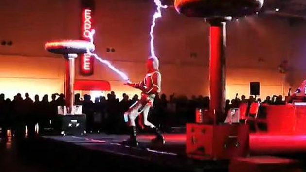 Niech go piorun trzaśnie! (wideo) 1