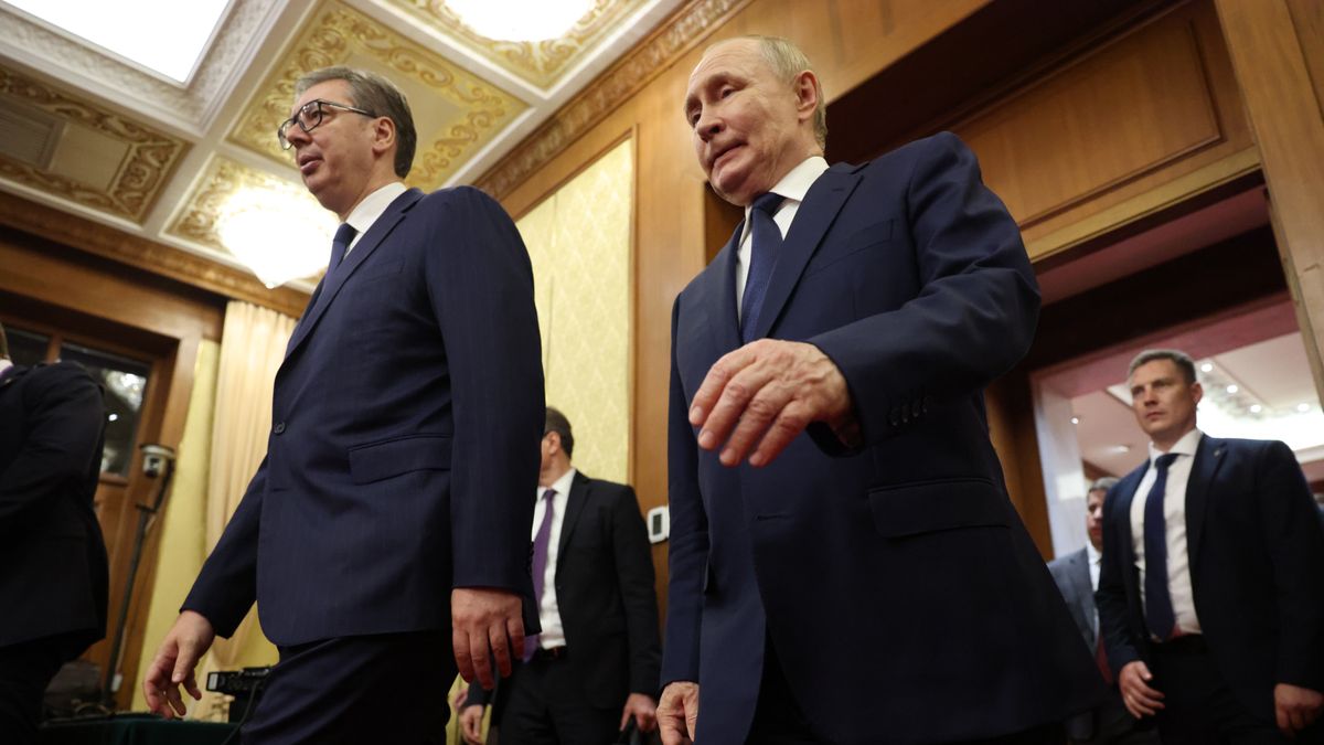 Russian President Putin Visits Beijing
BEIJING, CHINA - SEPTEMBER 2: (RUSSIA OUT) Russian President Vladimir Putin (R) and Serbian President Aleksandar Vucic (L) enter the hall during their bilateral meeting on September 2, 2025 in Beijing, China. Presidengt Putin is visiting China and will attend a military parade in Beijing to celebrate the 80th anniversary of the end of WW2. (Photo by Contributor/Getty Images)
Contributor