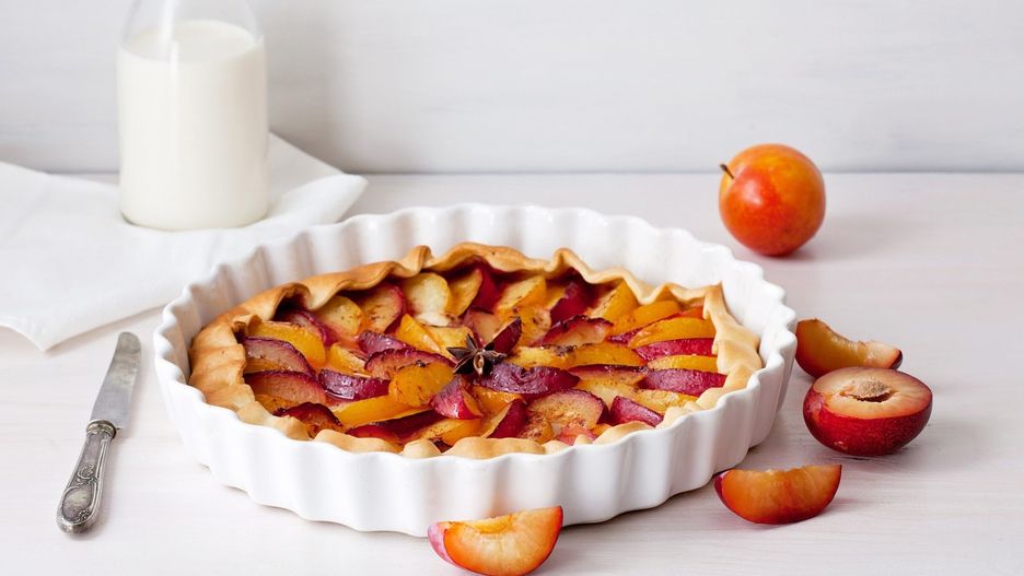 Tarta ze śliwkami i z budyniem