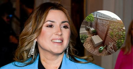 Tak mieszka Karolina Szostak: przytulny salon, taras i sypialnia w stylu glamour