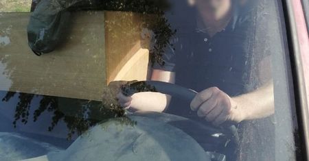 Ile jest w stanie pomieścić opel astra? Kpią z kierowcy