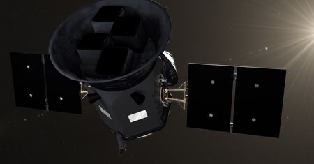 Jak widzi niebo i gwiazdy poszukiwacz planet - teleskop kosmiczny TESS
