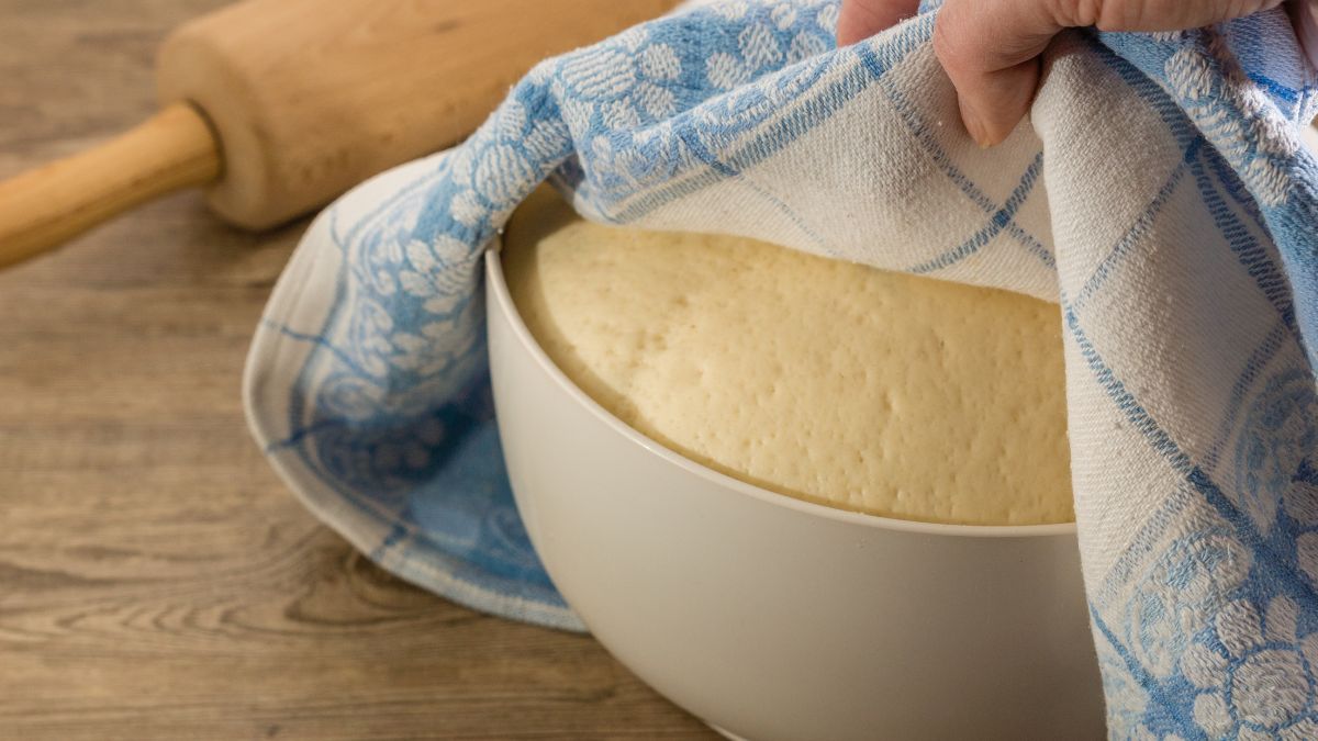 Ciasto drożdżowe jak u babci. Idealnie wyrośnięte i smaczne