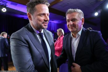 "Chodzi o to, żeby strzelić Trzaskowskiego?". Burzliwa rozmowa w programie