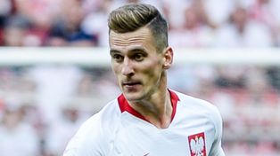 Arkadiusz Milik urządził sobie rajd po Warszawie: wyprzedzanie na pasach i przekraczanie podwójnej ciągłej. Policja wydała oświadczenie