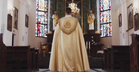 Ksiądz oskarżył biskupa o molestowanie. Śledczy odkryli kulisy sprawy