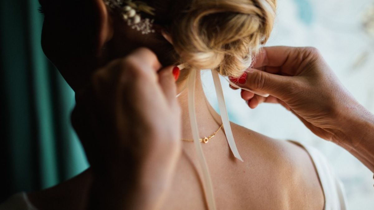 Nieudana fryzura ślubna