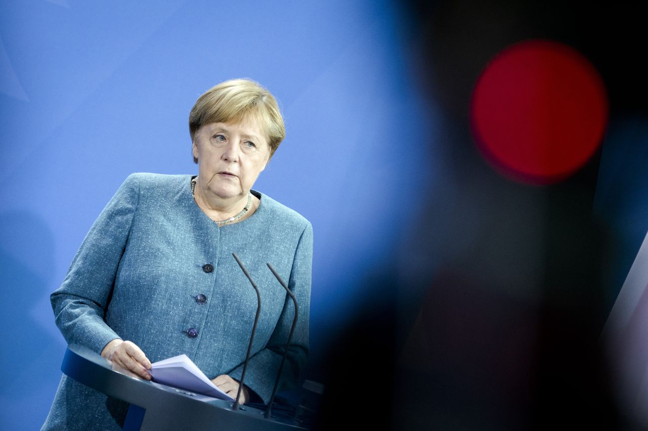 Angela Merkel na garnuszku państwa. Burza w Niemczech