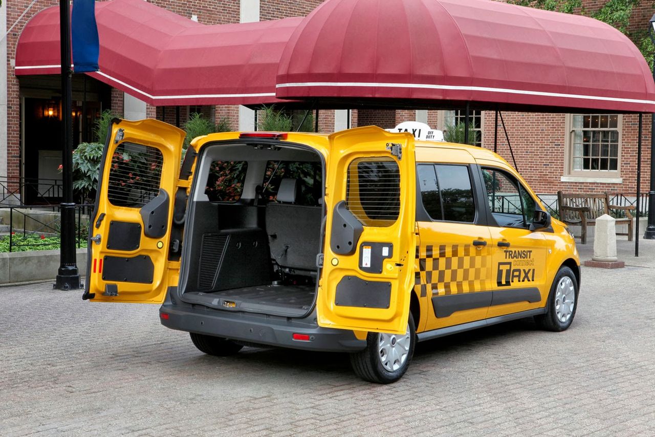 Ford introduces the 2014 Transit Connect Taxi, prioritizing passenger and cargo space, livery-duty durability and low operating costs.