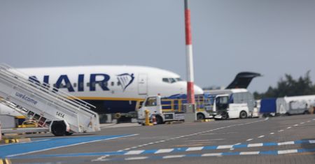 Wielkopolskie: Samolot do Poznania utknął w Zjednoczonych Emiratach Arabskich