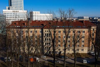 Incydent w Krakowie. Mężczyzna z nożem na uniwersytecie