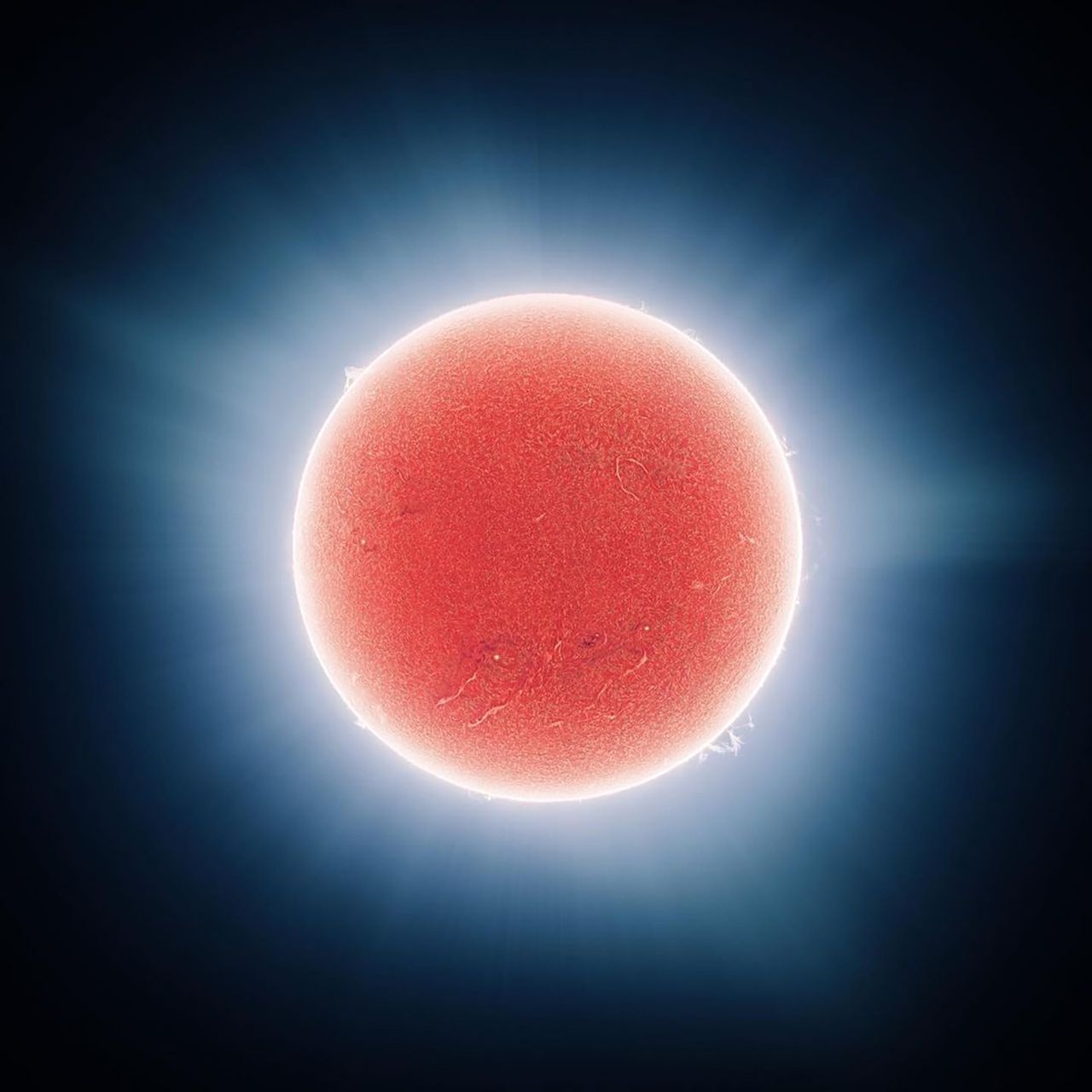 Korona Słońca i chromosfera widziane na jednym kadrze.