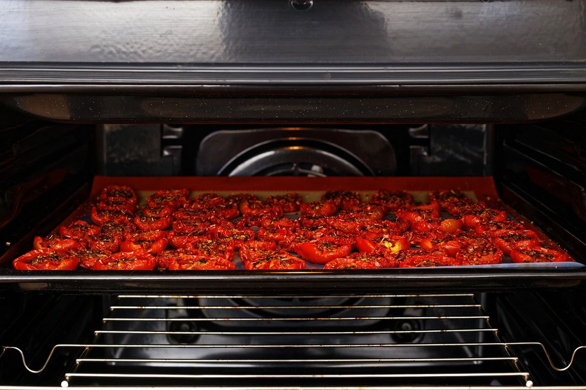 Sun-dried tomatoes like from an Italian trattoria.