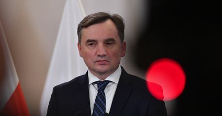 Druzgocący dla Ziobry sondaż. Co piąty wyborca PiS chce jego dymisji