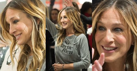 Naturalna Sarah Jessica Parker sprzedaje buty w centrum handlowym (ZDJĘCIA)