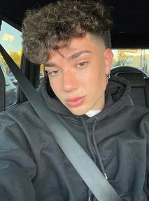 James Charles podpadł YouTube'owi – został zdemonetyzowany