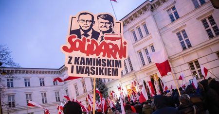 Pikietowali ws. Wąsika i Kamińskiego. Jeden z nich obrażał kiedyś Dudę