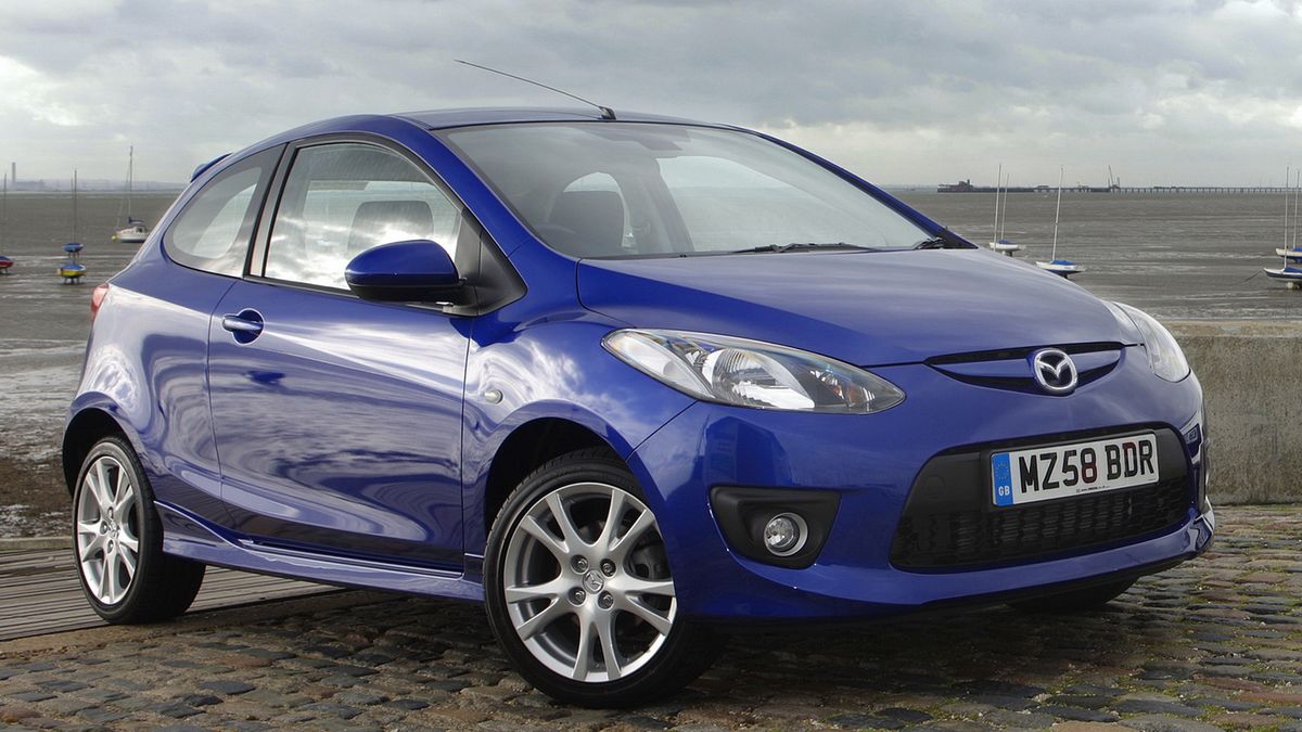Mazda2