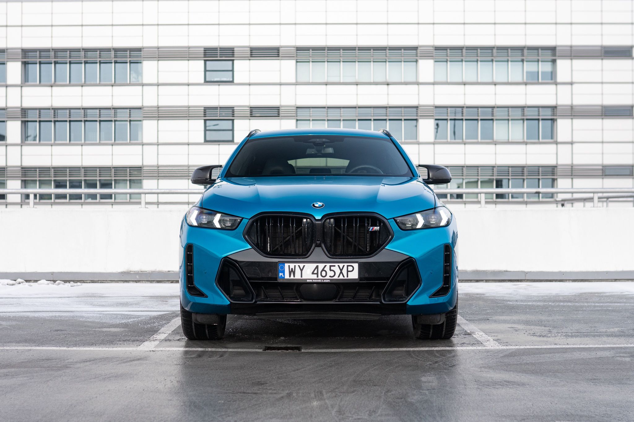 BMW X6 M60i