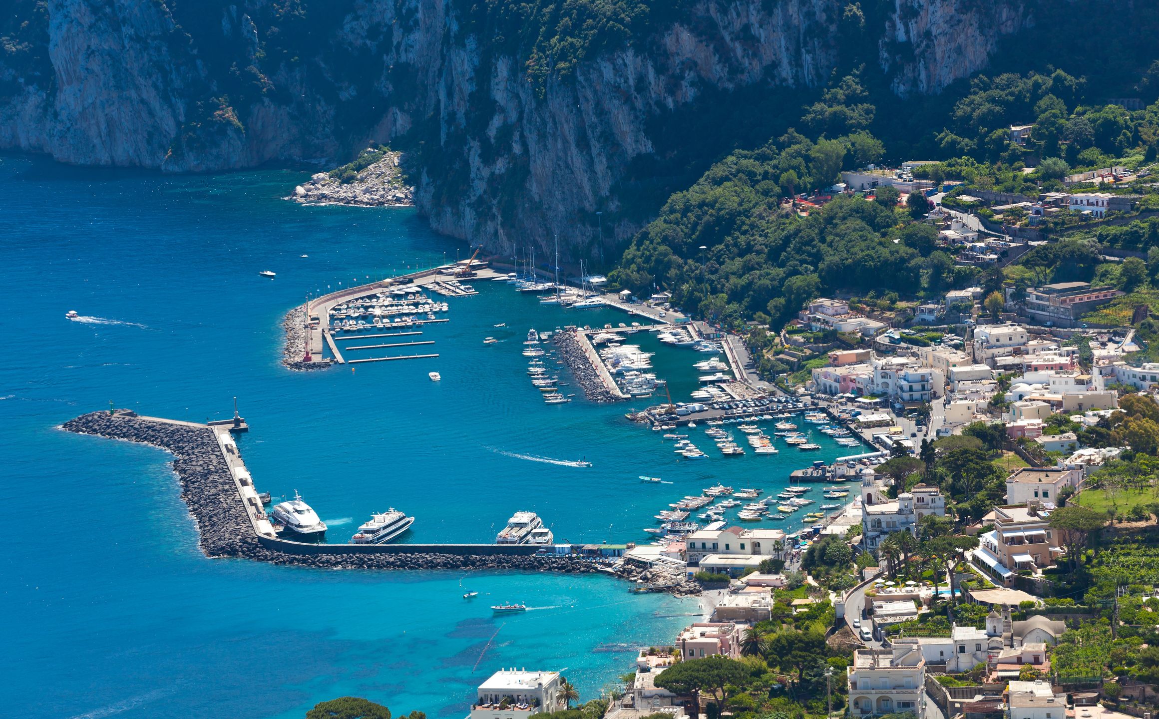 Marina Grande na wyspie Capri