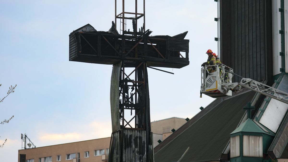 Krzyż zostanie odbudowany