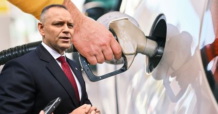 "Istotny problem". Kancelaria Prezydenta uderza w ustawę o paliwach
